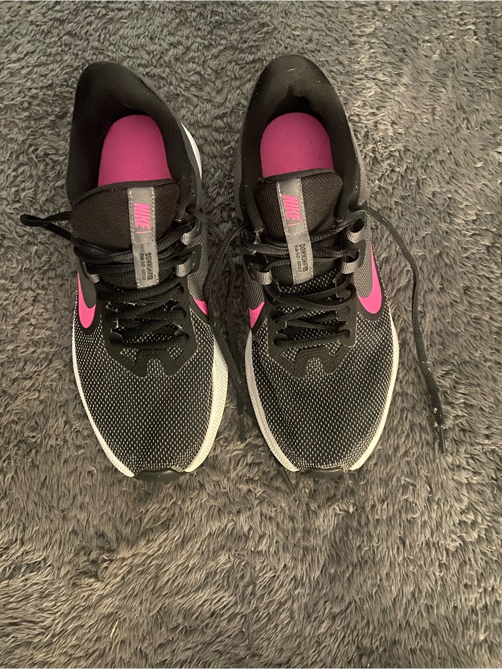 Nike Women's Black and Pink Athletic Running Sneakers